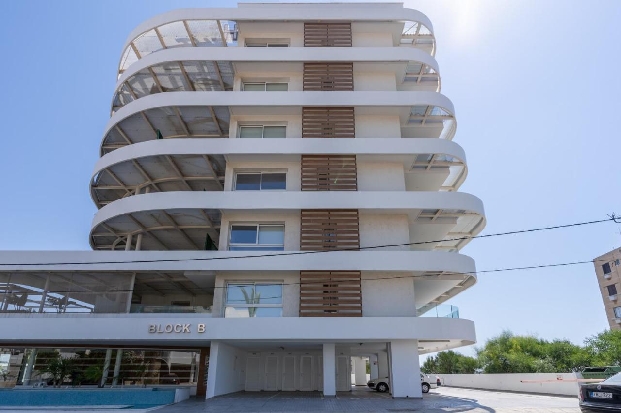 Oyster 1-BR Apt in Larnaka Exterior foto